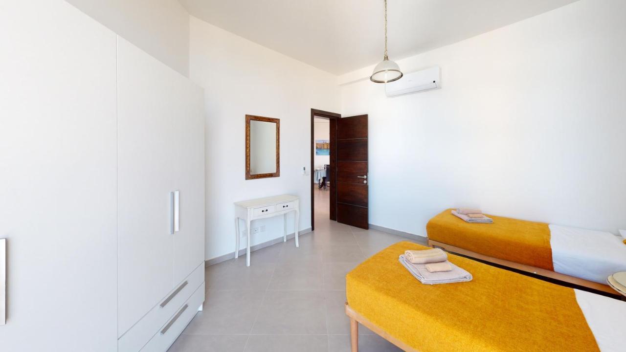 St Julians Central Luxury Apartment San Ġiljan Buitenkant foto